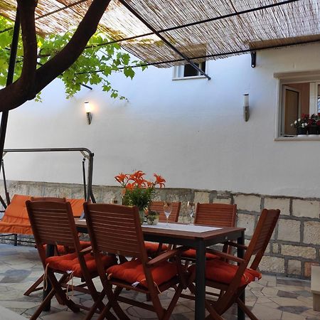 Holiday House Nono Sumartin Εξωτερικό φωτογραφία