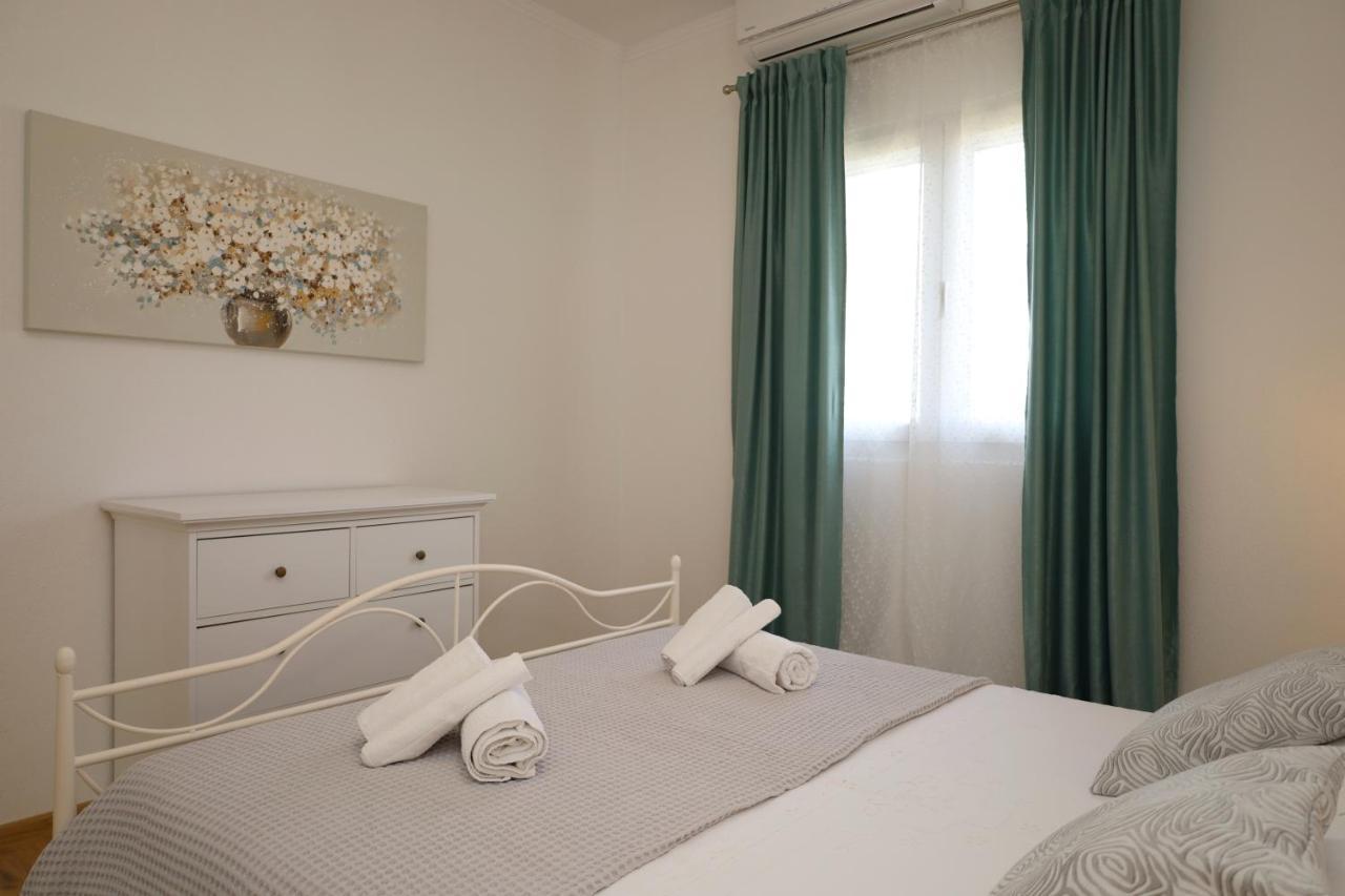Holiday House Nono Sumartin Εξωτερικό φωτογραφία