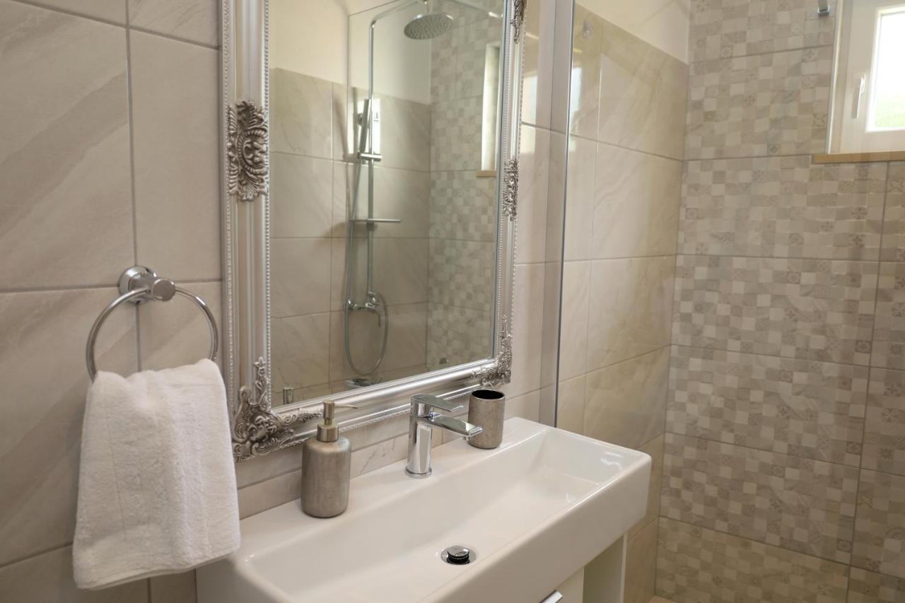 Holiday House Nono Sumartin Εξωτερικό φωτογραφία