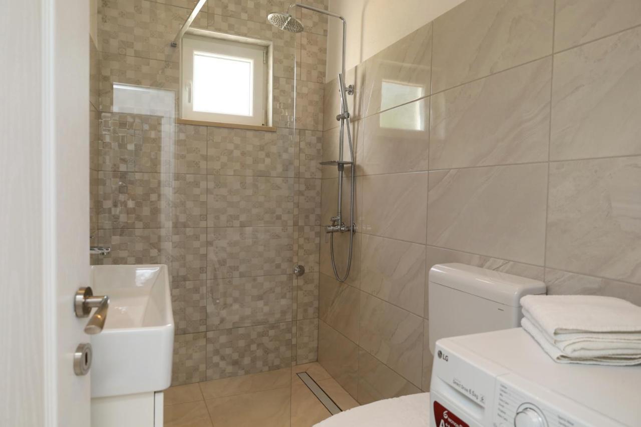 Holiday House Nono Sumartin Εξωτερικό φωτογραφία